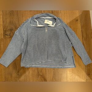 Splendid - NWT “Besos Quarter Zip” Size Medium